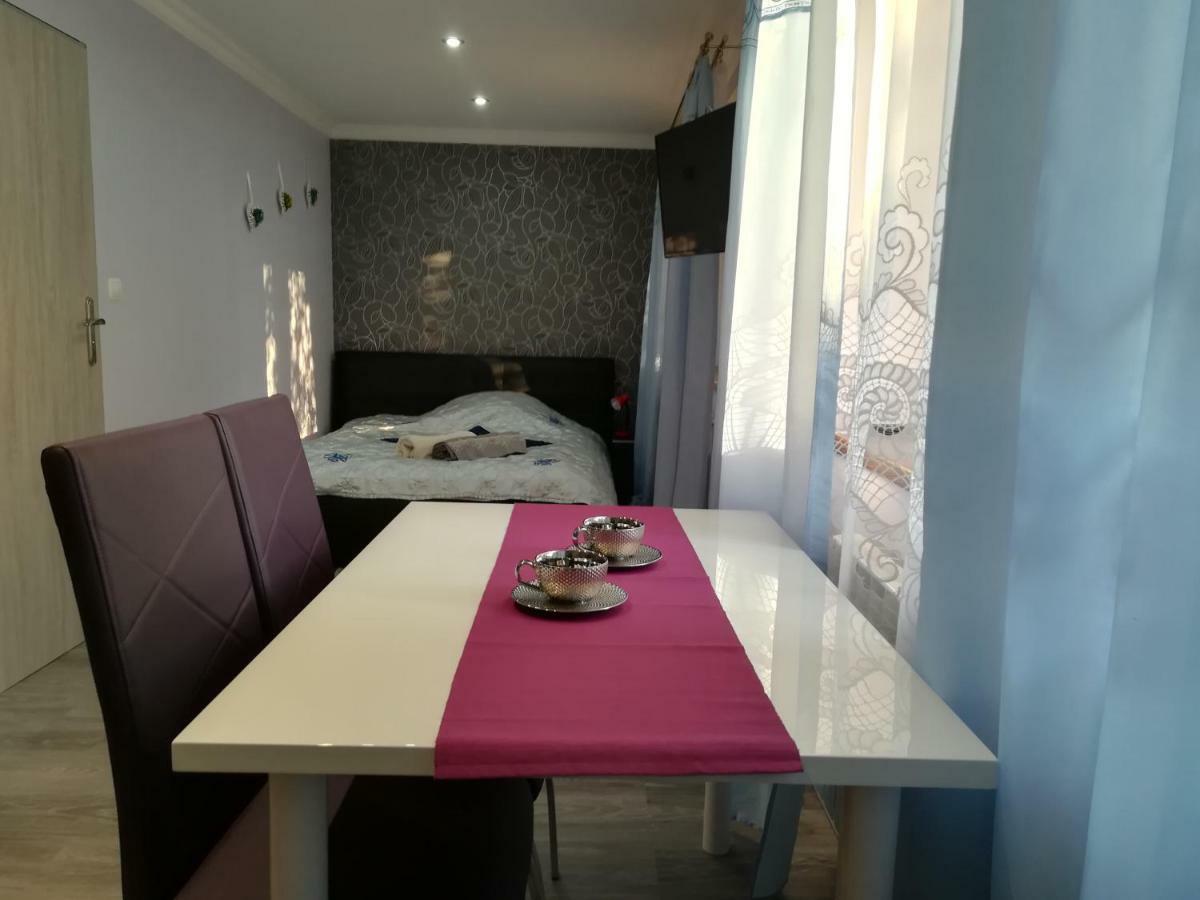 Apartamenty Kletowka ครอสโน ภายนอก รูปภาพ